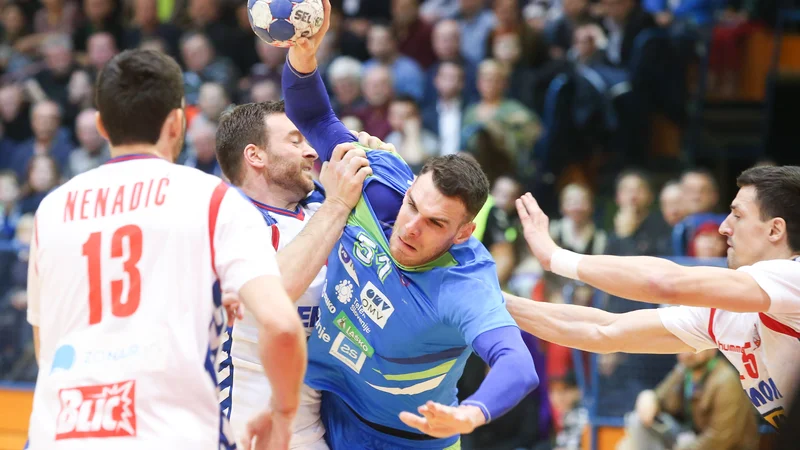 Fotografija: Borut Mačkovšek ima poškodovano koleno, njegov nastop je vprašljiv. FOTO: Tadej Regent