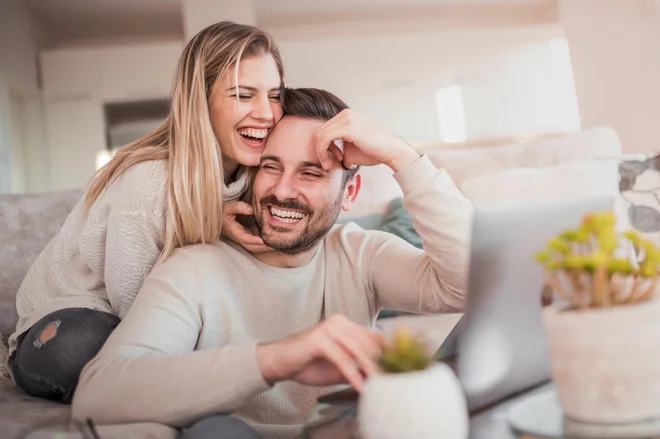 Ni pomembno, da se nekdo, ki je odšel, vrne, ampak da so manjša mesta privlačna za tiste, ki jim življenje v takem okolju pomeni prednost. FOTO: Thinkstock