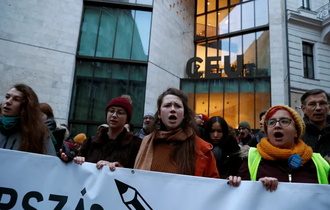 Kar se je zgodilo na Madžarskem, se lahko zgodi drugod, opozarja nekdanji rektor CEU. FOTO: Bernadett Szabo/Reuters