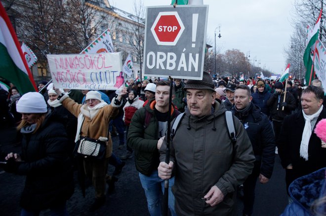 Politični analitiki ugotavljajo, da se je prvič, odkar je leta 2010 oblast prevzel Viktor Orban, primerilo, da je razdrobljena politična opozicija na Madžarskem združila moči proti vladavini madžarskega premierja. FOTO: Peter Kohalmi/AFP