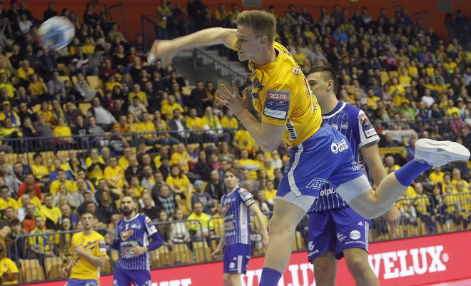 Kristjan Horžen v prvi sezoni v Celju hitro napreduje. FOTO: Mavric Pivk