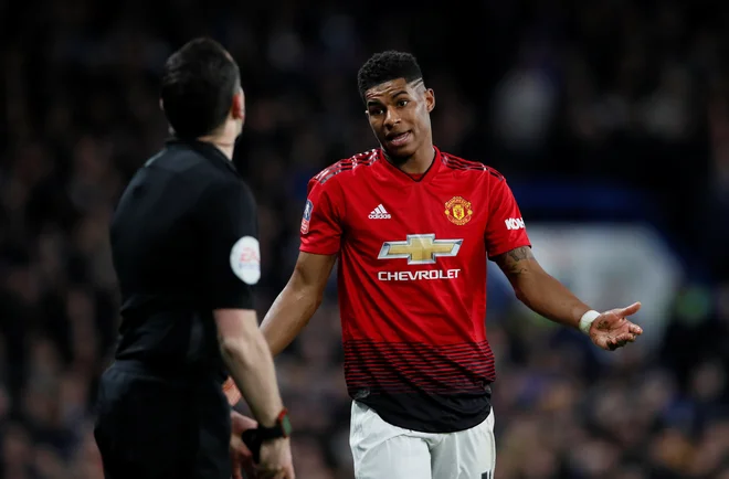 Trener Ole Gunnar Solskjaer želi zgraditi novi Manchester United okrog igralcev, kakršna sta Marcus Rashford (desno) in Paul Pogba. FOTO: Reuters