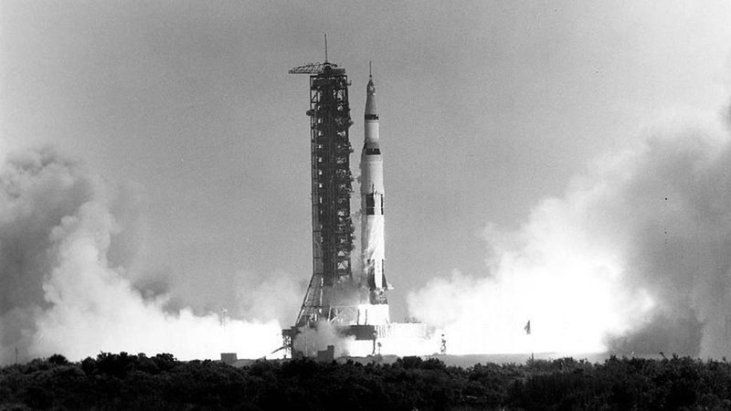 Fotografija: Izstrelitev rakete Saturn V 16. julija 1969. FOTO: NASA / AFP