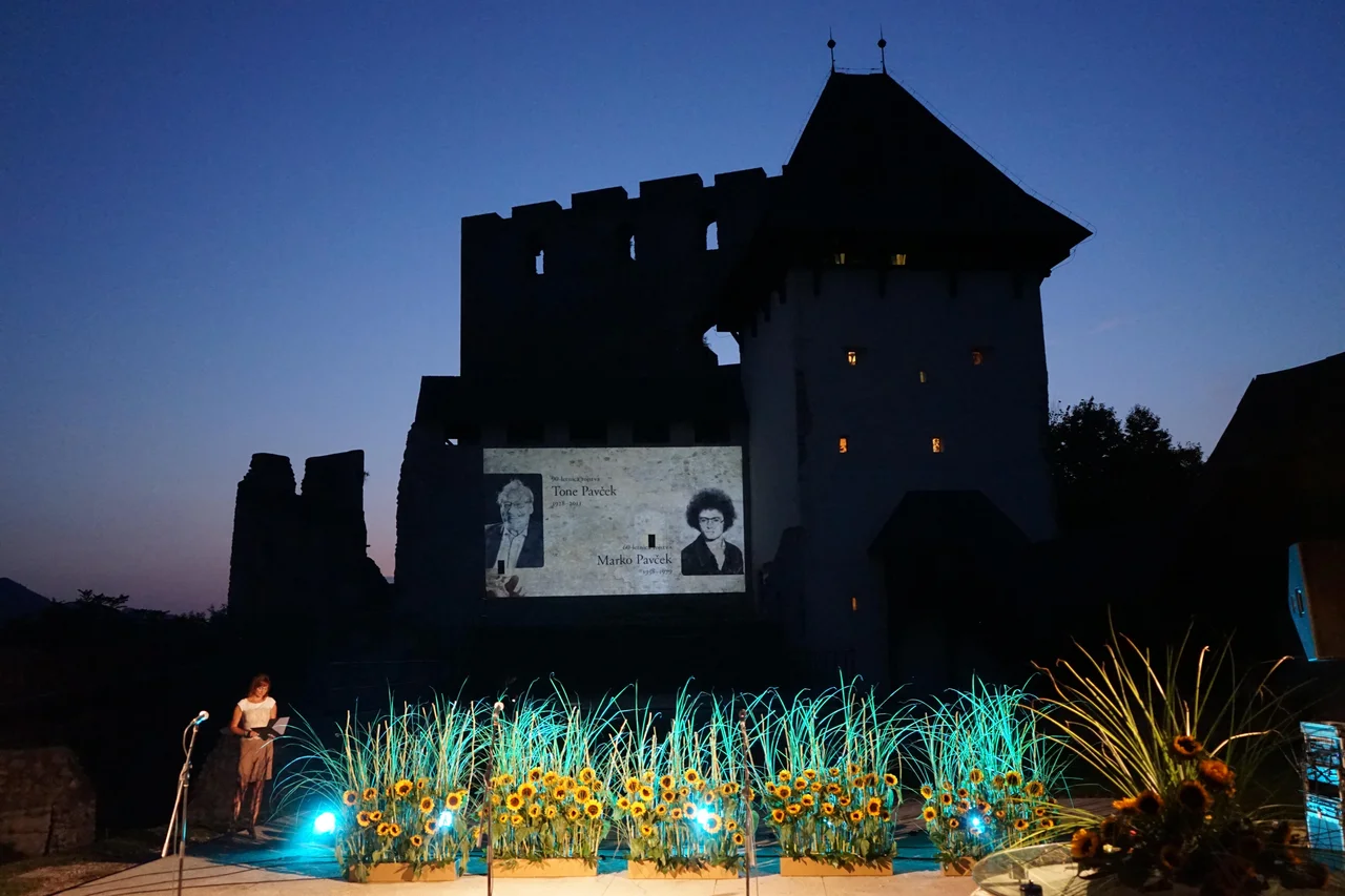 Fotografija: Jože Volfand, prokurist podjetja Fit media in idejni oče zlatnika poezije in Veronikine nagrade na lanski podelitvi nagrad na celjskem Starem gradu. FOTO: Brane Piano