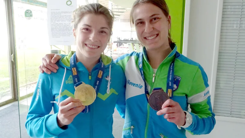 Fotografija: Sestri Maruša in Anja Štangar bosta od slovenskih judoistov prvi stopili na blazine v Tokiu. FOTO: Miha Šimnovec