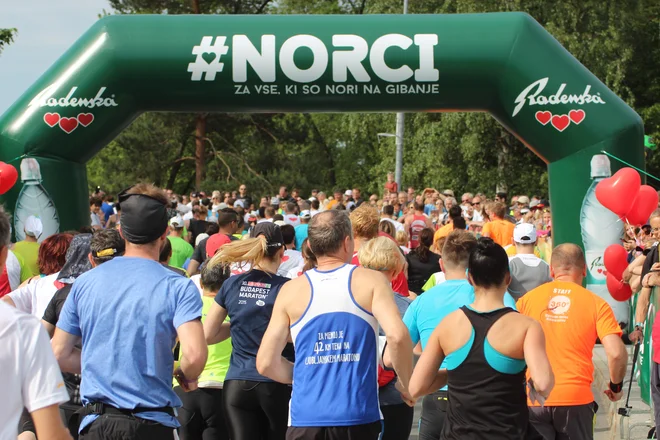 Teku trojk v Ljubljani sledi vrhunec spomladanske tekaške sezone pri nas: Maraton treh src v Radencih.  FOTO: Jože Pojbič