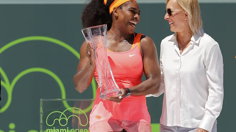 Fotografija: Martina Navratilova (desno) dobro razume stisko Serene Williams.
FOTO: USA Today Sports