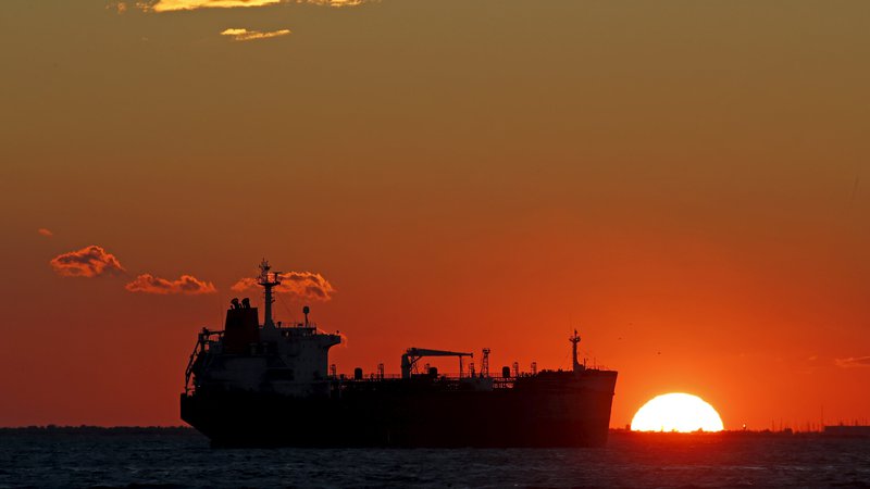 Fotografija: Naftni tanker v Sredozemlju. FOTO: Reuters