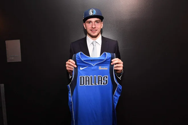 Telički iz Dallasa so v Las Vegas prispeli pozno v četrtek, prvo tekmo pa imajo na sporedu danes proti moštvu Phoenix Suns. FOTO: Dallas Mavericks
