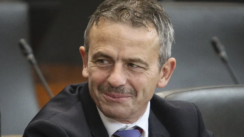 Fotografija: V SMC trdijo, da je Gregor Židan dejal, da je dobil sanjsko ponudbo za prestop. FOTO: Jože Suhadolnik/Delo