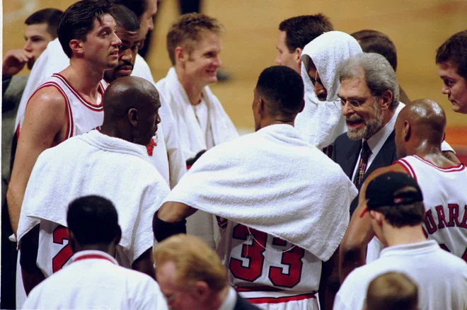 April 1998: Ekipa Chicago Bulls med tekmo proti ekipi Detroit Pistons. FOTO: Usa Today Sports