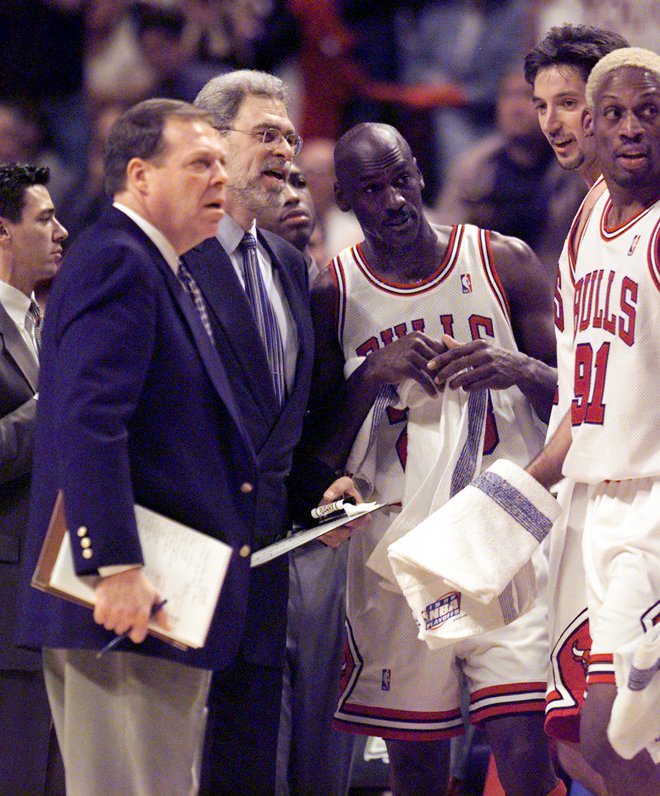 April 1998: Ekipa Chicago Bulls med tekmo proti ekipi New Jersey Nets. FOTO: Usa Today Sports