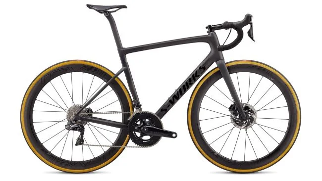 Specialized S-Works Tarmac SL6 Disc Dura-Ace Di2, 6.8 kg. FOTO: Arhiv proizvajalca Specialized