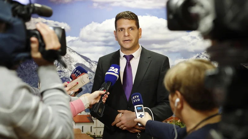Fotografija: Zoran Stevanović je kranjski mestni svetnik in lanski kandidat za župana. FOTO: Leon Vidic/Delo