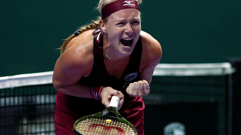 Fotografija: Kiki Bertens je priložnost na mastersu dobila šele po odpovedi Simone Halep, v prvem dvoboju pa ugnala prvo nosilko. FOTO: Reuters