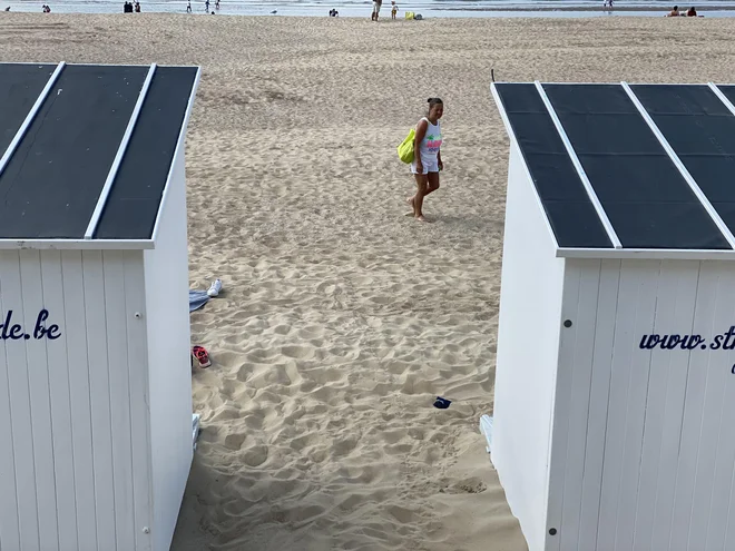 Številne tradicionalne kolibe na belgijskih plažah samevajo. FOTO:Tomislav Krasnec