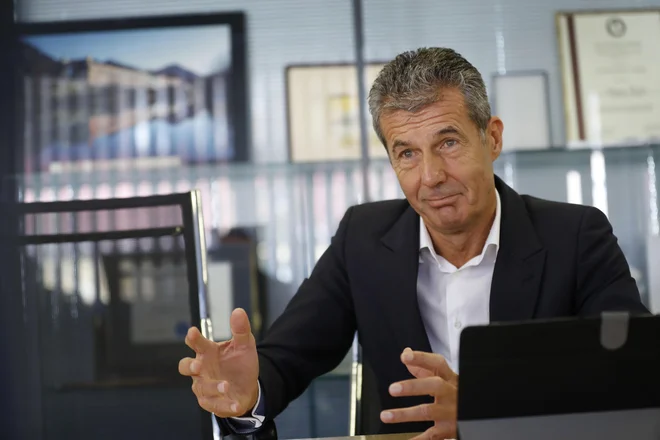 &raquo;Naše podjetje se bo na predkrizno raven vrnilo čez tri, štiri leta,&laquo; meni Stojan Petrič, predsednik sosveta Kolektorja. Foto Leon Vidic