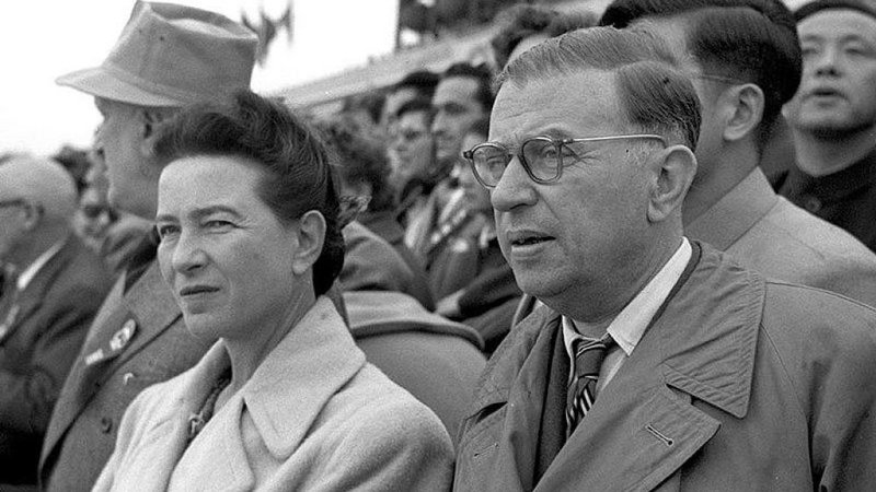 Fotografija: Simone de Beauvoir in Jean-Paul Sartre v Pekingu leta 1955
Foto Wikipedija