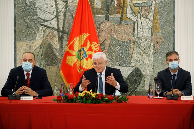 Črnogorski predsednik vlade Duško Marković je naznanil javnosti, da je Črna gora brez akutnih okužb z novim koronavirusom. FOTO: Reuters