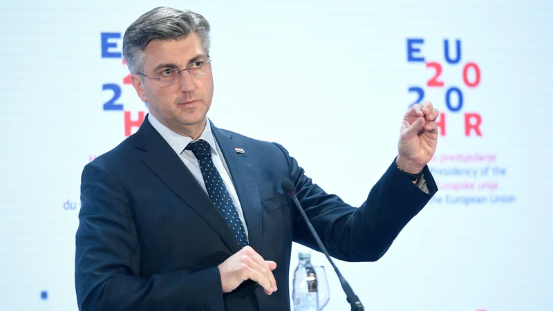 Fotografija: Premier Andrej Plenković ob vsaki priložnosti poudarja, da je njegova vlada izpolnila vse strateške cilje. Foto: Goran Mehkek/Cropix