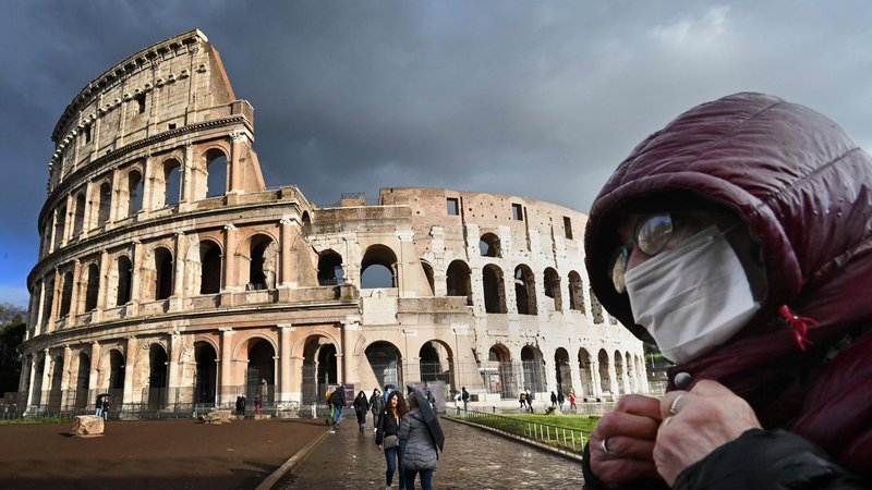 Fotografija: Italijani letos pričakujejo izgubo okoli 65 milijard evrov turističnega priliva. FOTO: Alberto Pizzoli/AFP