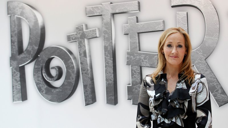 Fotografija: J. K. Rowling je zgodbo napisala pred več kot desetimi leti kot pravljico za svoje otroke. FOTO: Suzanne Plunkett/Reuters