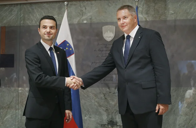 Mateja Tonina je na funkciji predsednika DZ zamenjal Dejan Židan. FOTO: Blaž Samec