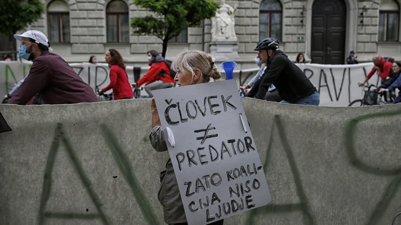 Fotografija: Protest je tudi tokrat potekal mirno. FOTO: Blaž Samec/Delo