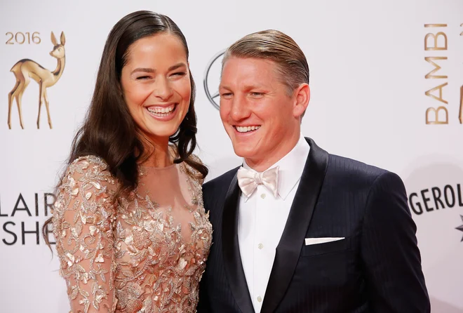 Bastian Schweinsteiger in Ana Ivanović sta znan športni par. FOTO: Reuters