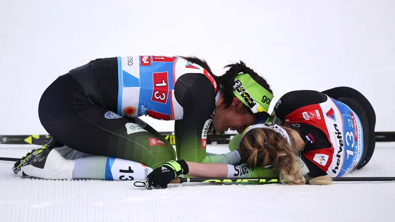 Slovenki v cilju nista mogli verjeti, kaj sta dosegli. FOTO: Lisi Niesner/Reuters