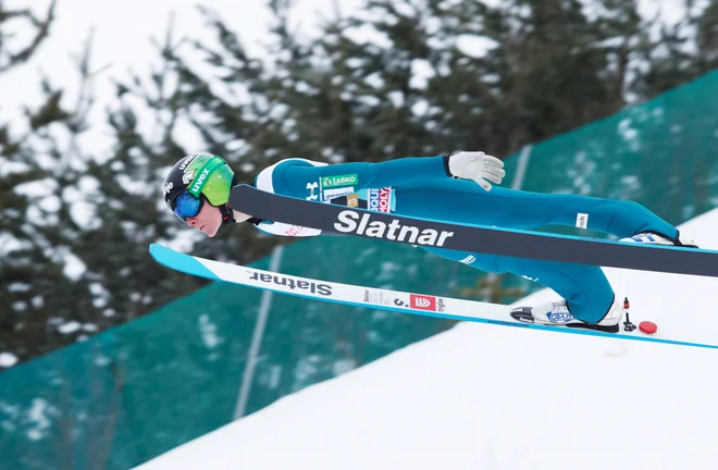 Domen Prevc je bil tretji najboljši posameznik na tekmi. FOTO: Terje Bendiksby/Reuters