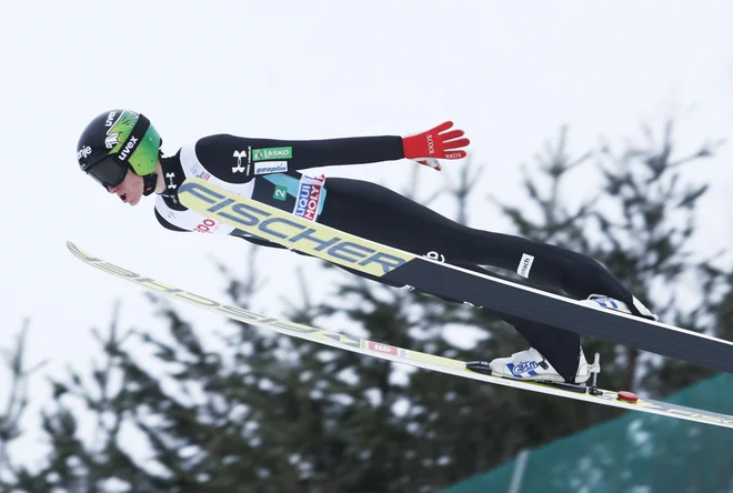 Peter Prevc je sodeloval pri vseh desetih slovenskih ekipnih zmagah v svetovnem pokalu. FOTO: Terje Bendiksby/AFP