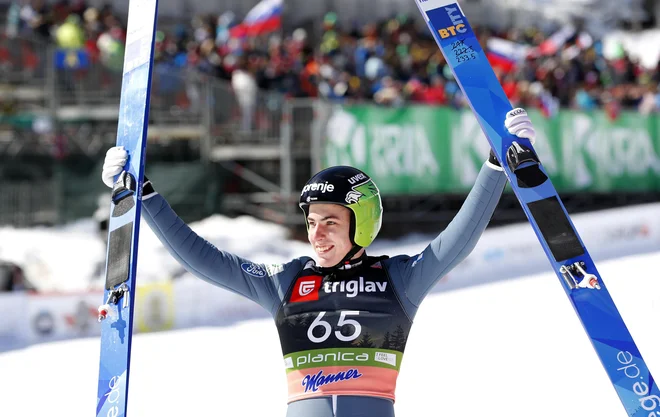 Timi Zajc si je uresničil željo in z 239 metri dosegel nov osebni rekord. FOTO: Matej Družnik/Delo