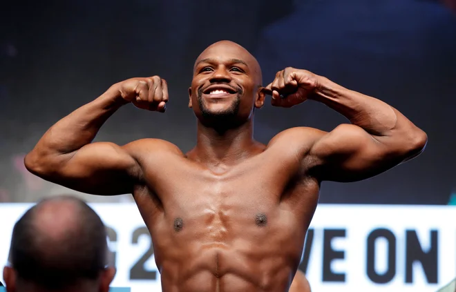 Floyd Mayweather v skoraj 20-letni profesionalni karieri ni izgubili niti enega dvoboja. Zmagal je vseh 50. FOTO: Reuters