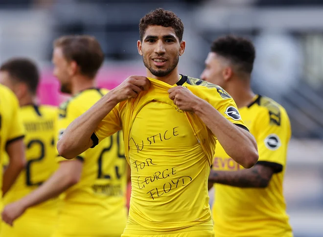 Achraf Hakimi se je pridružil protestom. FOTO: Reuters