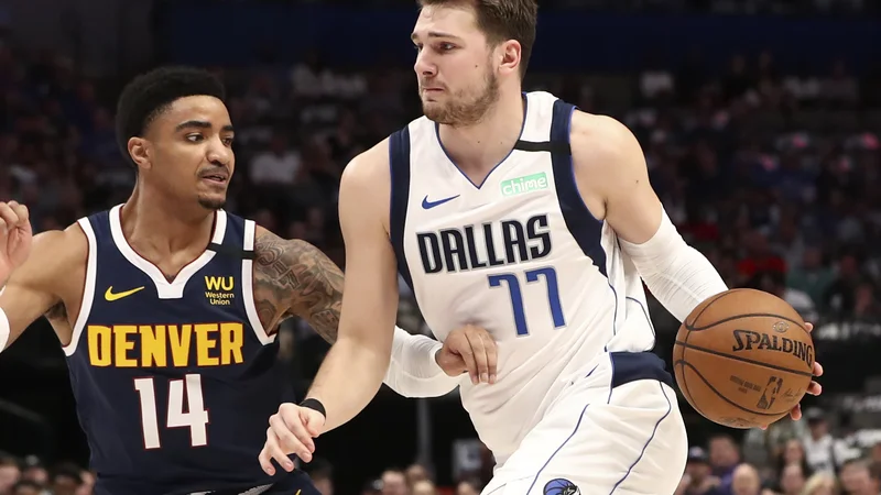 Fotografija: Za slovenski trojček v NBA Luka Dončič (desno), Goran Dragić, Vlatko Čančar se iztekajo dnevi odmora, košarka v ZDA in Kanadi naj bi spet zaživela prihodnji mesec. FOTO: USA Today Sports