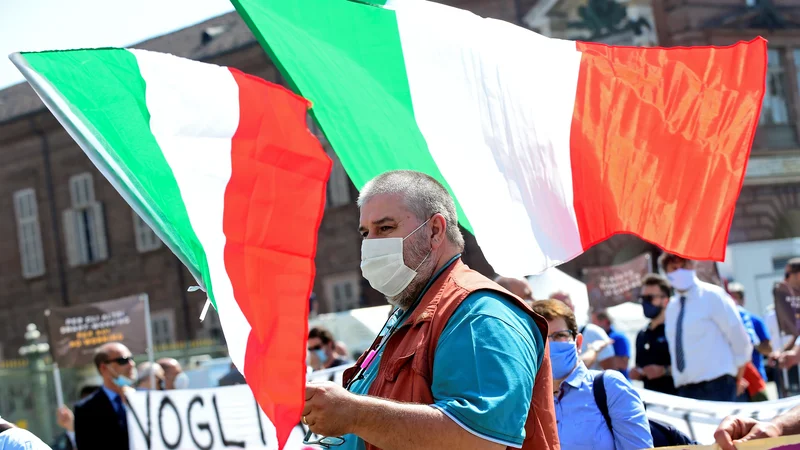 Fotografija: »Italexit« bi bil za EU večji udarec kot Brexit. FOTO: REUTERS / Massimo Pinca