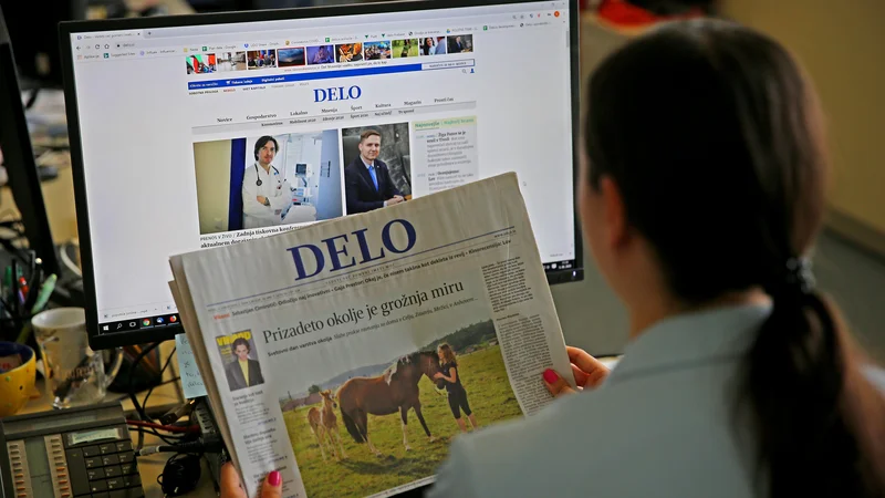 Fotografija: Na Delu vam tako v tiskani kot v spletni verziji ponujamo verodostojne informacije. FOTO: Jože Suhadolnik/Delo