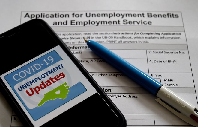 Ameriški obrazec za nadomestilo za brezposelnost. Foto Olivier Douliery Afp