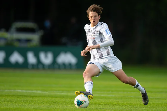 V Kidričevem je Mura prvič v tej sezoni premagala Aluminij, med junaki zmage s 3:1 je bil tudi komaj 19-letni Kai Cipot, strelec gola za 2:1. FOTO: Sobotainfo
