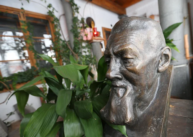 Celovita prenova Plečnikove hiše je pomenila temelj za vključevanje različnih družbenih skupin v aktivnosti ter za širjenje zavedanja o pomenu kulturne in arhitekturne dediščine.&nbsp;FOTO: Jože Suhadolnik/Delo