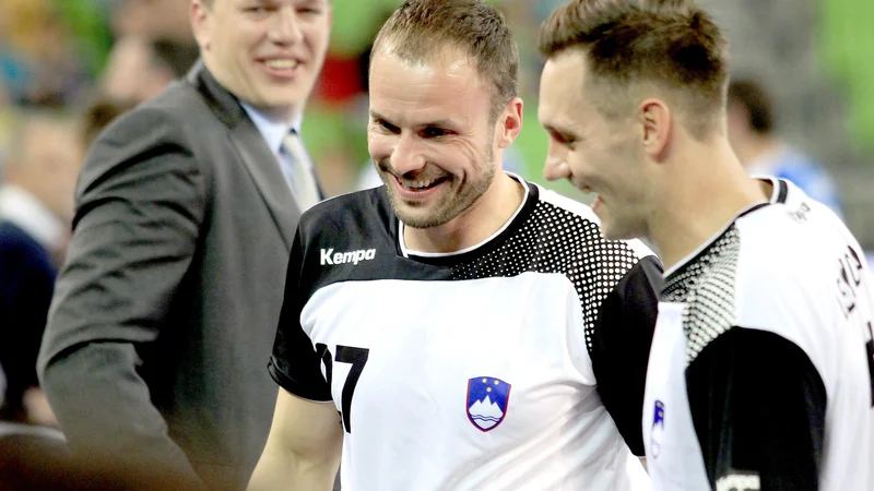 Rokometna asa obljubljata veliki spektakel, s katerim bosta končala svoji bogati karieri. FOTO: Roman Šipić/Delo