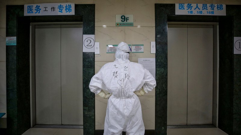 Fotografija: Kdaj so v Wuhanu izvedeli za izbruh novega koronavirusa? FOTO: AFP