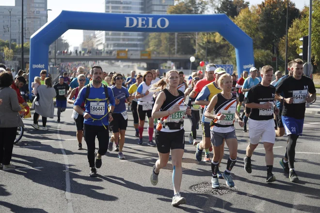 Tisti, ki tečete to razdaljo okoli ene ure, lahko uporabite podoben sistem vadbe, kot je bil predstavljen za polmaraton, vendar prilagojeno svojim hitrostim. FOTO: Leon Vidic