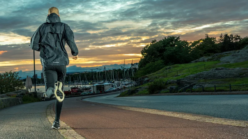 Fotografija: Zadnji dolgi tek je bil tri ali štiri tedne pred maratonom, v zadnjih treh tednih pa počasi zmanjšujemo količino in povečujemo intenzivnost. FOTO: HE68/Shutterstock