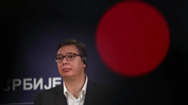 Fotografija: Kljub številnim kritikam politike Aleksandra Vučića sprememb v srbski družbi še ni pričakovati. Foto Marko Djurica/Reuters
