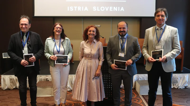 Fotografija: Slo., Portorož, 12.6.2020, Zahvala herojem, v okviru katere 100 zdravnikom ter medicinskim sestram iz Slovenije omogočamo brezplačni oddih v hotelu Kempinski Palace Portorož, foto: Dejan Javornik