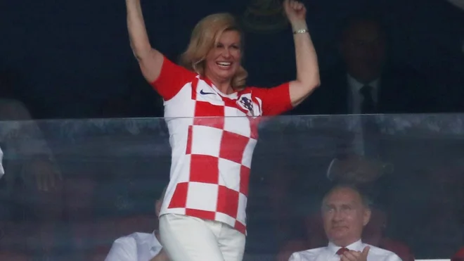 Kolinda navija, Putin opazuje. Foto: Cropix