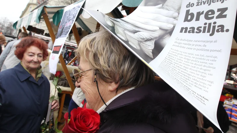 Fotografija: pravica do dostojnega preživljanja starosti je temeljna človekova pravica. FOTO: Ljubo Vukelič