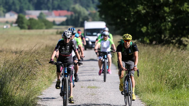 Fotografija: Velik del trase gre po urejenih makadamskih poteh. FOTO: Frane Kranjec/Prijavim.se